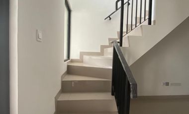 DISEWAKAN MURAH RUMAH MILENIAL PIK 2 KOSONGAN UK 4,5X10