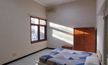 Rumah Besar Semi Furnise Dekat AKPOL Di Permata Semeru Siap Pakai