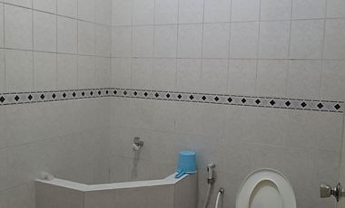 Rumah Besar Semi Furnise Dekat AKPOL Di Permata Semeru Siap Pakai