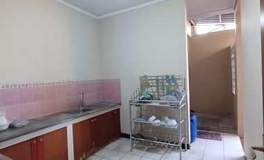 Rumah Besar Semi Furnise Dekat AKPOL Di Permata Semeru Siap Pakai