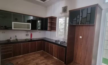 Disewakan Rumah Siap Huni 3Lt Di Sunter Bisma,Jakut