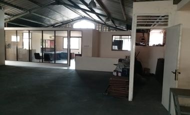 Gudang 2 lantai tengah kota dekat pasar jatinegara jakarta timur