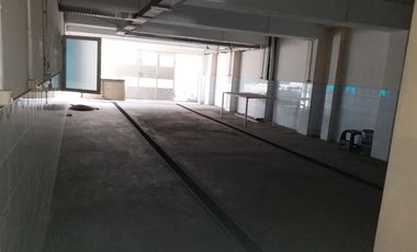 Gudang 2 lantai tengah kota dekat pasar jatinegara jakarta timur