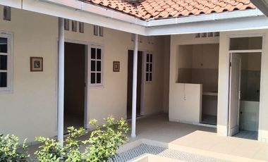 Rumah Luas Bagus Bisa utk Kos Kosan, R. Usaha dekat UMS