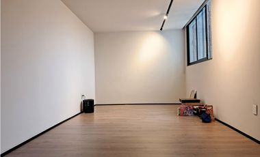 DEPARTAMENTO AMUEBLADO PISO 8 EN RENTA EN MIRA DIAMANTE QUERETARO GIR