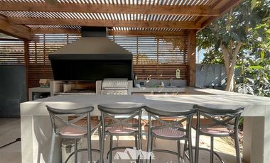 Casa en Venta en Julia Bernstein con Carlos Silva Vildosola