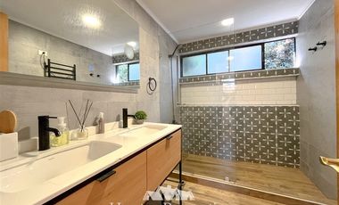 Casa en Venta en Julia Bernstein con Carlos Silva Vildosola