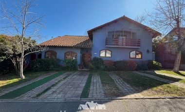 Casa en Venta en Julia Bernstein con Carlos Silva Vildosola
