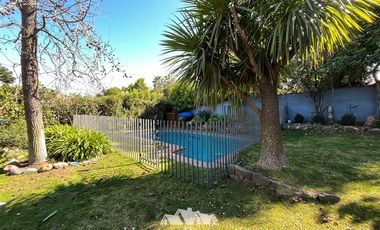 Casa en Venta en Julia Bernstein con Carlos Silva Vildosola