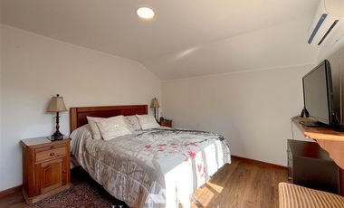 Casa en Venta en Julia Bernstein con Carlos Silva Vildosola