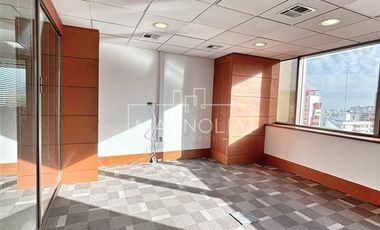 Oficina en Arriendo en A pasos del Metro Tobalaba, a pasos del MUT