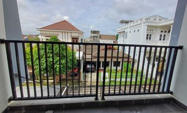 DIJUAL RUMAH 2 LANTAI KOMPLEK BUKIT SEJAHTERA POLIGON PALEMBANG