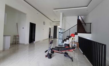 DIJUAL RUMAH 2 LANTAI KOMPLEK BUKIT SEJAHTERA POLIGON PALEMBANG
