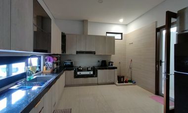 DIJUAL RUMAH MEWAH FULL FURNISH KENTEN PALEMBANG