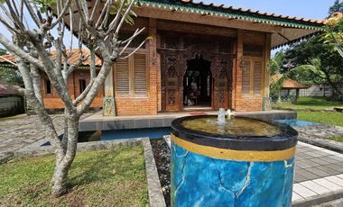 Rumah Vila Javanesse Style dijual Murah, Luas, Asri Purwakarta, SHM