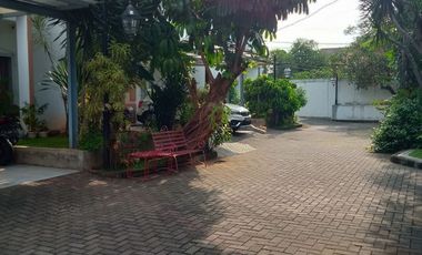 Rumah dijual Murah 2 Lt. Ciracas, Jakarta Timur 5 menit Kp.Rambutan