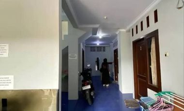 DIJUAL KOST UMS 10 KT