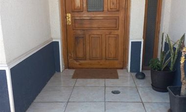 Casa en Venta en Detras de Av. Los Condores