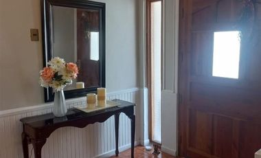 Casa en Venta en Detras de Av. Los Condores