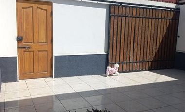 Casa en Venta en Detras de Av. Los Condores