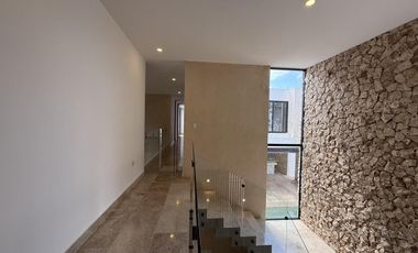 CASA EN VENTA MERIDA, PRIVADA MANANTIALES DE COCOYOLES, ENTREGA INMEDIATA.