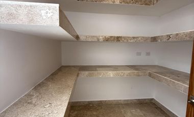 CASA EN VENTA MERIDA, PRIVADA MANANTIALES DE COCOYOLES, ENTREGA INMEDIATA.