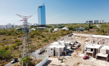 CASA EN VENTA MERIDA, TEMOZON NORTE, PRIVADA ADARA, MOD. 307, FEBRERO 2026.