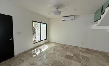 CASA EN VENTA MERIDA, CONKAL, PRIVADA IMPERIO CONKAL, ENTREGA INMEDIATA.