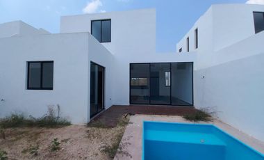 CASA EN VENTA MERIDA, CONKAL, PRIVADA TAGORA, MOD. AMBAR, ENTREGA INMEDIATA.
