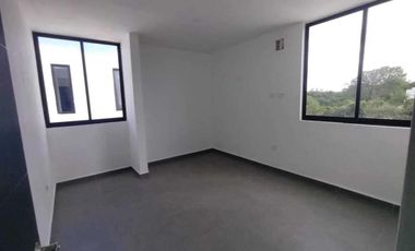 CASA EN VENTA MERIDA, CONKAL, PRIVADA TAGORA, MOD. AMBAR, ENTREGA INMEDIATA.
