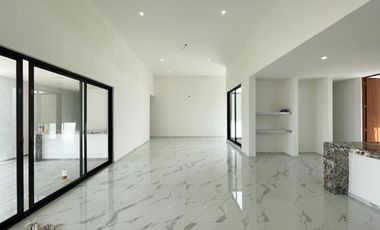 CASA EN VENTA MERIDA, DZITYA, CUMBRES III, MODELO SERENITY, 1 PLANTA, LISTA.
