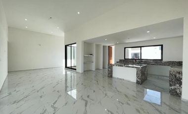 CASA EN VENTA MERIDA, DZITYA, CUMBRES III, MODELO SERENITY, 1 PLANTA, LISTA.