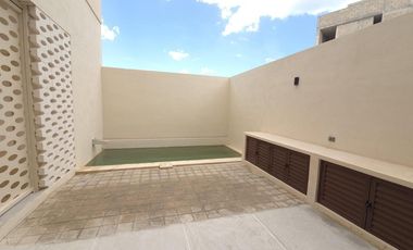 CASA EN VENTA MERIDA, PLAYA SAN BENITO, VILLAS SUNSET, 200 MTS DEL MAR, LISTA.