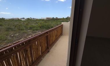 CASA EN VENTA MERIDA, PLAYA SAN BENITO, VILLAS SUNSET, 200 MTS DEL MAR, LISTA.