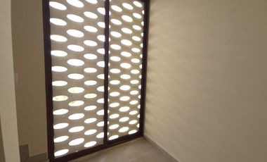 CASA EN VENTA MERIDA, PLAYA SAN BENITO, VILLAS SUNSET, 200 MTS DEL MAR, LISTA.