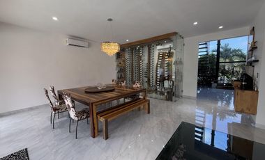 CASA EN VENTA MERIDA, KIKTEIL, PRIVADA BLUE CEDAR, MOD. ZAFIRAH, LISTA.