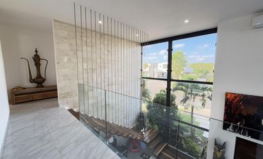 CASA EN VENTA MERIDA, KIKTEIL, PRIVADA BLUE CEDAR, MOD. ZAFIRAH, LISTA.