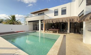 CASA EN VENTA MERIDA, KIKTEIL, PRIVADA BLUE CEDAR, MOD. ZAFIRAH, LISTA.