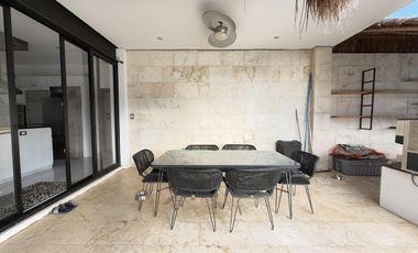 CASA EN VENTA MERIDA, KIKTEIL, PRIVADA BLUE CEDAR, MOD. ZAFIRAH, LISTA.