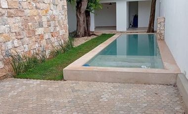 CASA EN VENTA MERIDA, COLONIA ITZIMNA 17ST, REMODELADA, LISTA.