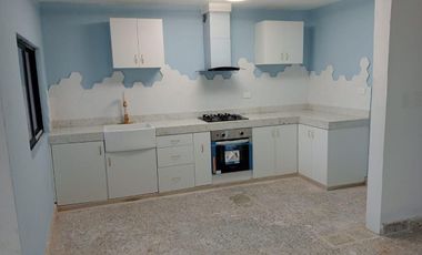 CASA EN VENTA MERIDA, COLONIA ITZIMNA 17ST, REMODELADA, LISTA.