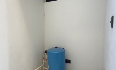 CASA EN VENTA MERIDA, CONKAL, PRIVADA NADIRA, CASA LEO, LISTA.