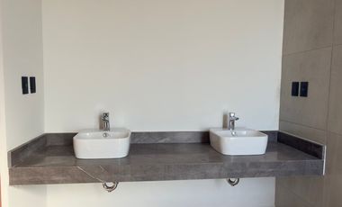 CASA EN VENTA MERIDA, CONKAL, PRIVADA NADIRA, CASA LEO, LISTA.