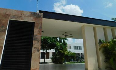 CASA EN VENTA MERIDA, CONKAL, PRIVADA NADIRA, CASA LEO, LISTA.