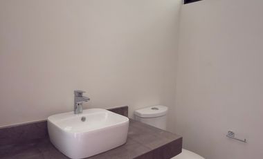 CASA EN VENTA MERIDA, CONKAL, PRIVADA NADIRA, CASA LEO, LISTA.