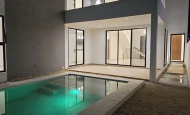 CASA EN VENTA MERIDA, CONKAL, PRIVADA TAMORA, MOD ETERNAL, ENTREGA INMEDIATA.