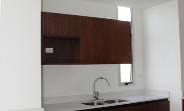 DEPARTAMENTO EN VENTA MERIDA, PLAYA TELCHAC, TEMPORADA, FRENTE AL MAR, LISTA.