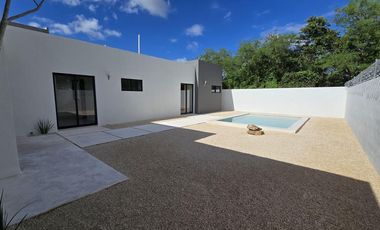 CASA EN VENTA MERIDA, PRIVADA PRADERAS DEL MAYAB, MOD. COZUMEL, ENERO 2026.