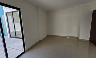 CASA EN VENTA MERIDA, PRIVADA PRADERAS DEL MAYAB, MOD. COZUMEL, ENERO 2026.