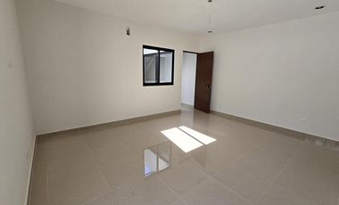 CASA EN VENTA MERIDA, PRIVADA PRADERAS DEL MAYAB, MOD. COZUMEL, ENERO 2026.